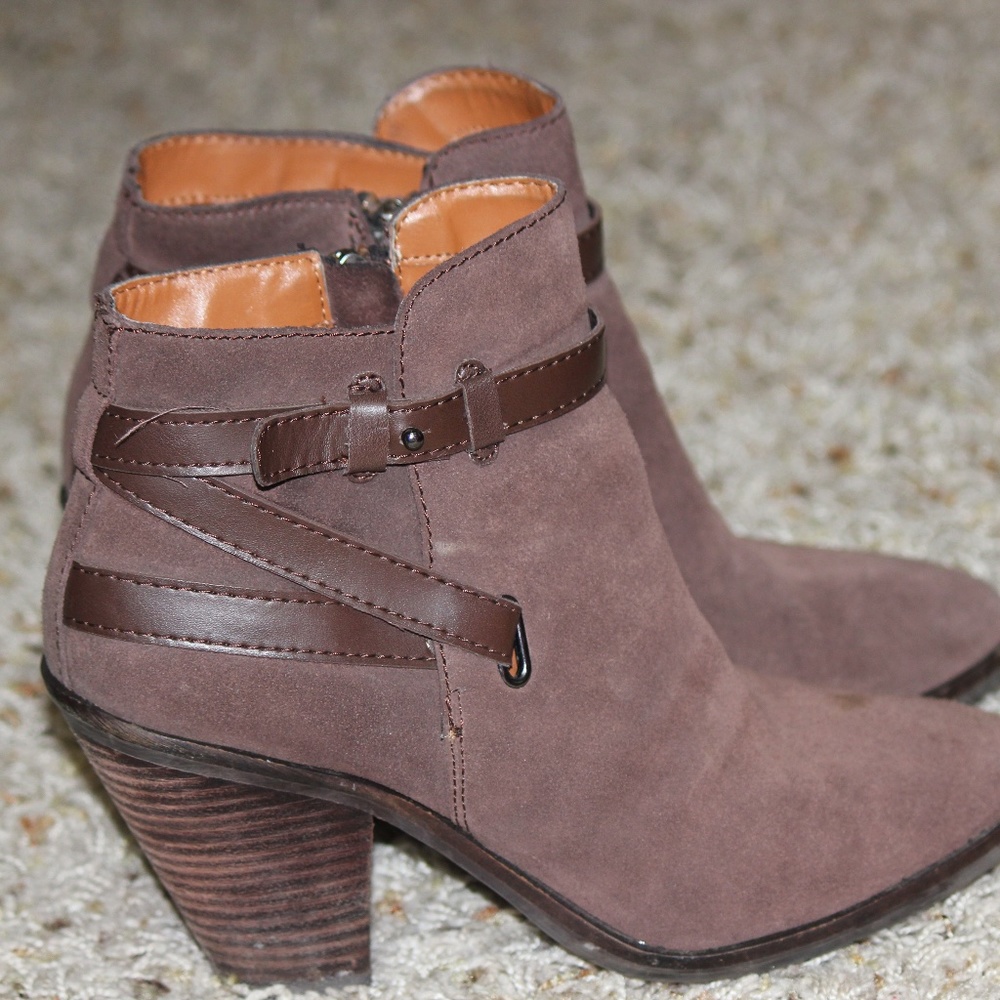 Dolce Vita shoes (booties) size 8.5